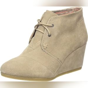 TOMS Desert Wedge Suede Ankle Booties Sz9 NWOT